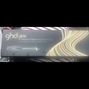 GHD Glide Brush
